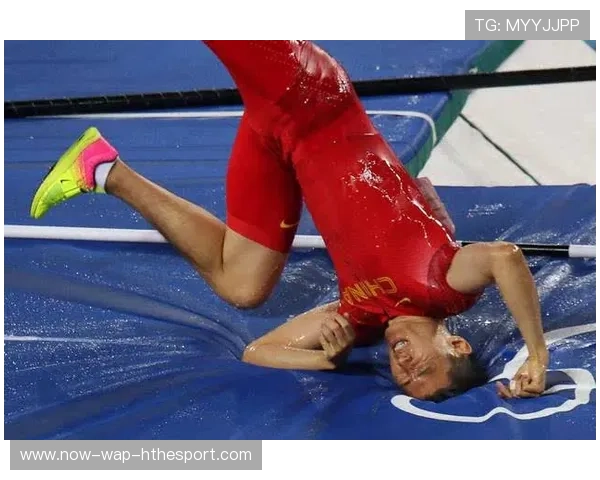 比赛花絮：运动员的“神操作”让人忍俊不禁